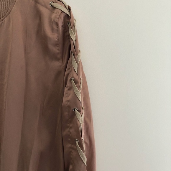 Carli Bybel x Missguided Limited Edition Oversized Bomber Jacket Rose Gold Sz 6 - Picture 4 of 9